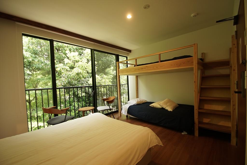 Bird Hostel *