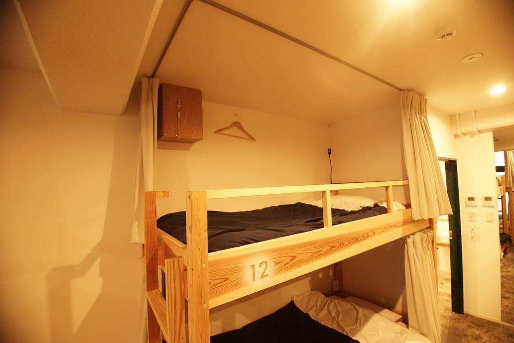 Bird Hostel *